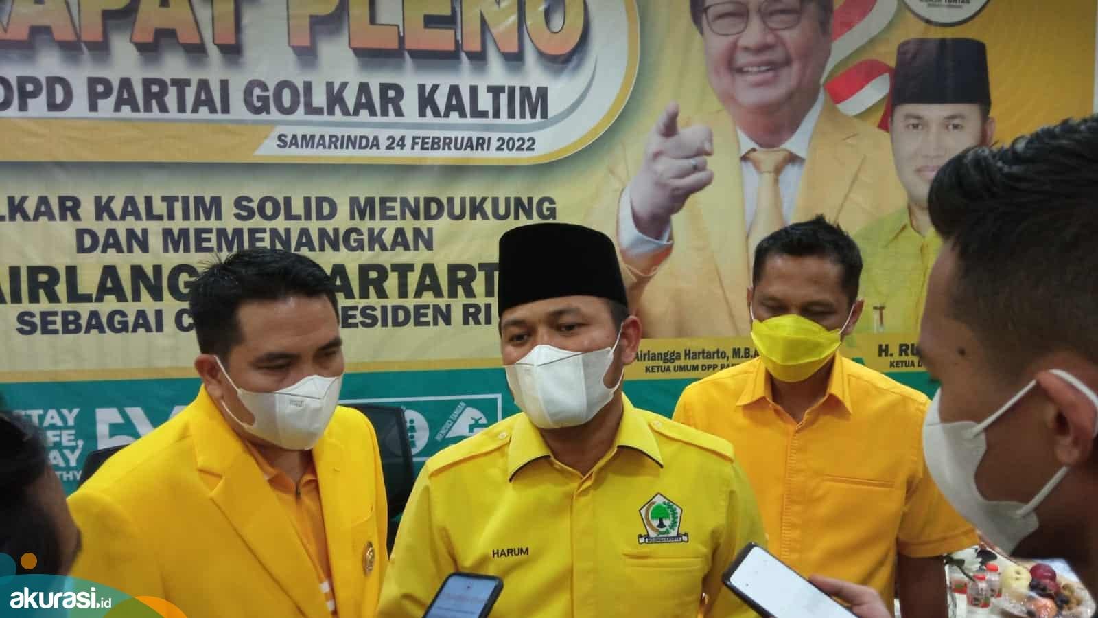Ketua DPD Golkar Kaltim Rudi Mas'ud saat diwawancarai awak media. (Istimewa)