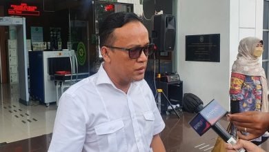 Gegara Bela Munarman Ketua Joman Ebenezer Dicopot dari Komisaris