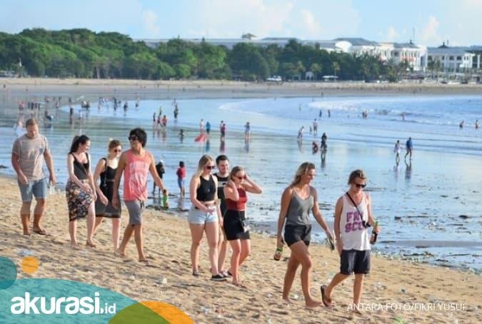 Imbas Serangan ke Ukraina, Turis Rusia di Bali Tak Bisa Tarik Uang