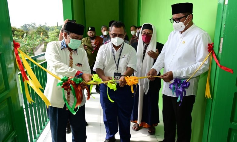 Peduli Pendidikan Bontang: Badak LNG Resmikan Pembangunan Asrama Pondok Pesantren Nurul Ichsan