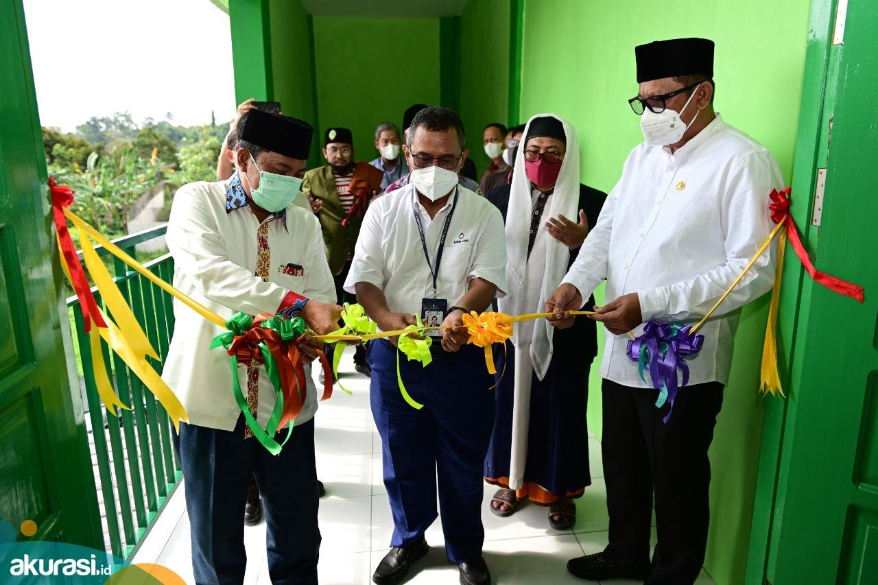 Peduli Pendidikan Bontang: Badak LNG Resmikan Pembangunan Asrama Pondok Pesantren Nurul Ichsan