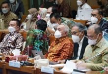Ketika Isran Keluhkan Jalan Daerah Rusak Bagai Ombak Laut Pasifik Akibat Tambang Ilegal Merajalela
