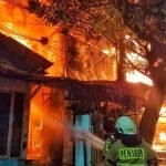 Pasar Gembrong Kebakaran, 400 Bangunan Ludes, Kerugian Rp 1,5 Miliar