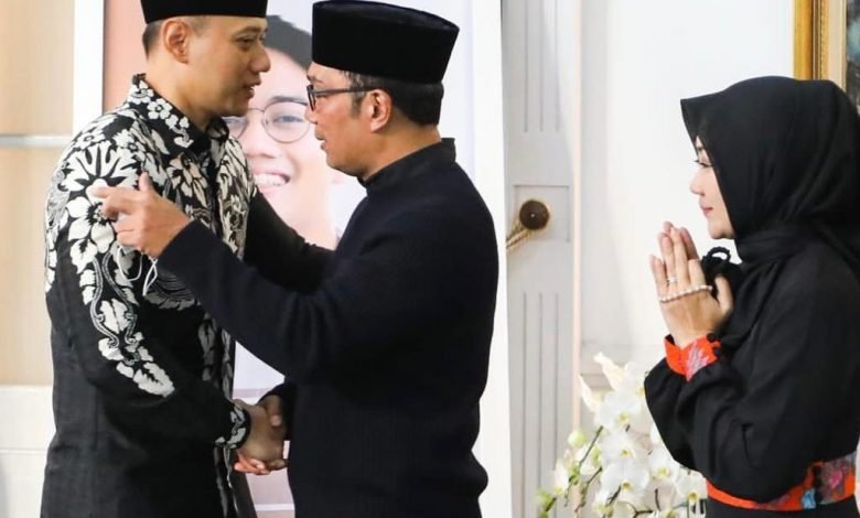 Takziah ke Rumah Ridwan Kamil, AHY Sampaikan Belasungkawa untuk Eril