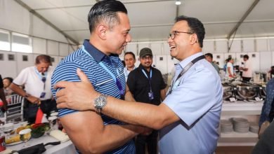 Disebut Pasangan Kuda Hitam Capres-Cawapres 2024, AHY-Anies Baswedan Akrab Nonton Formula E di Sirkuit Ancol
