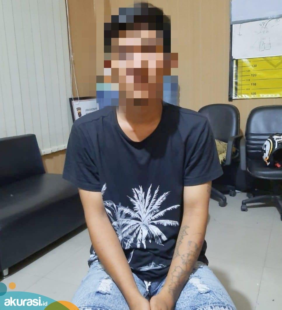 Dua Pria Korban Penusukan Ditemukan Bersimbah Darah di Berbas Tengah