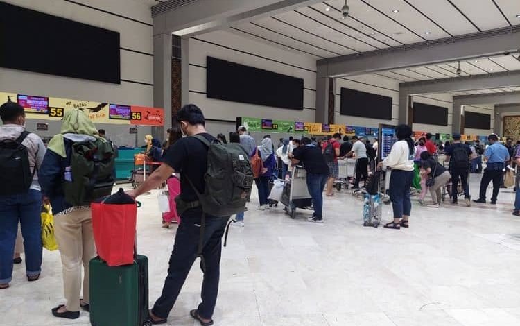 Harga Tiket Pesawat Melonjak, Irwan Fecho minta Pemerintah Intervensi