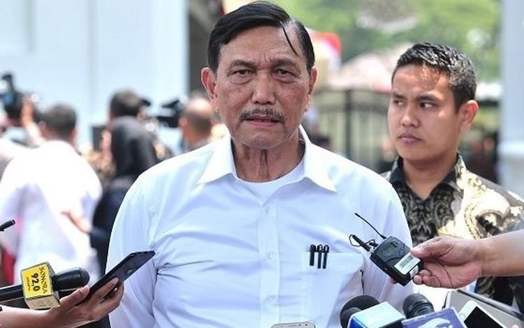 Luhut Beri Penjelasan Terkait Skema Kenaikan Harga Pertalite dan Solar