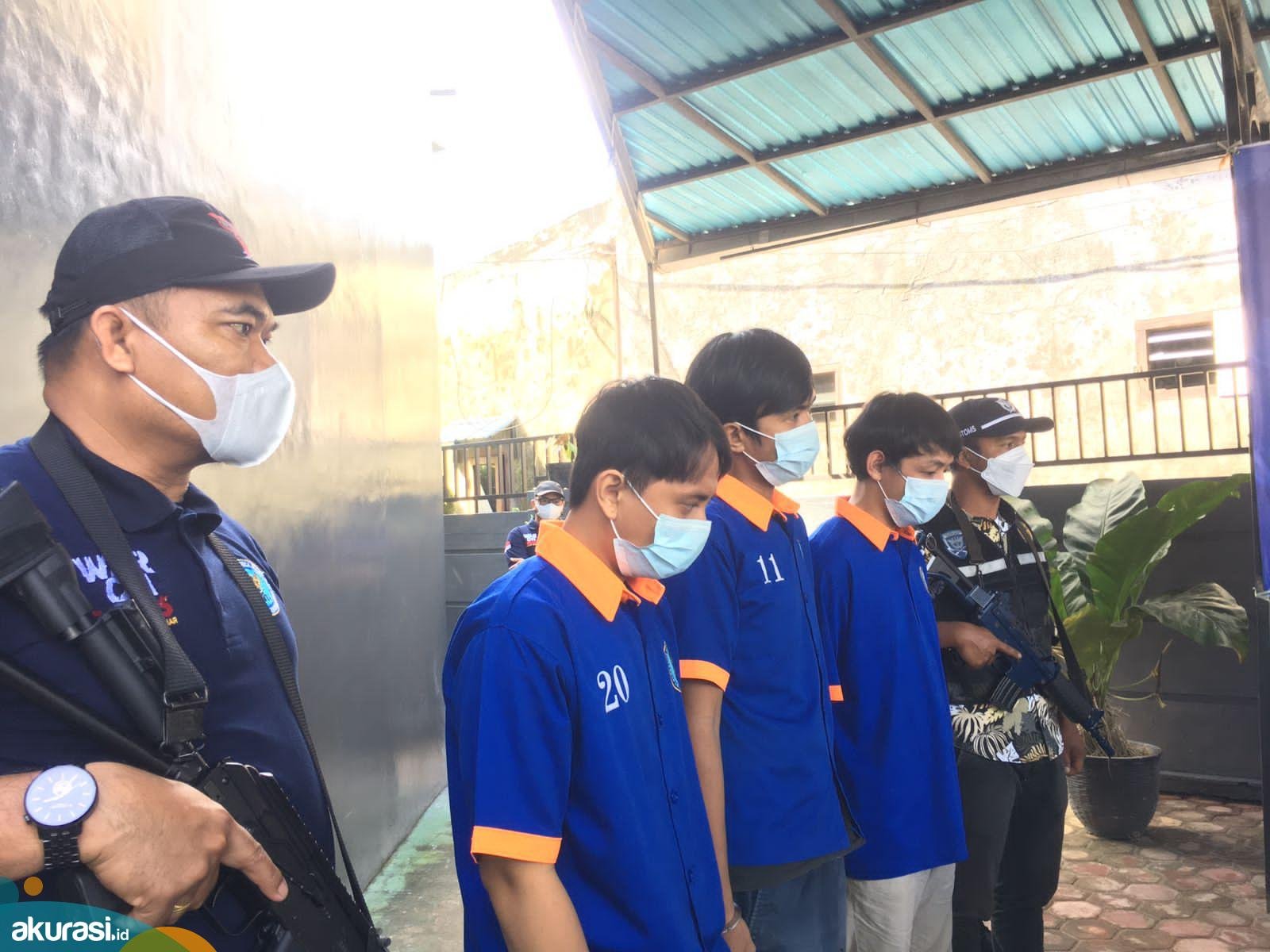 Dikirim Pakai Jasa Ekspediai, 924 Gram Ganja Gagal Edar di Balikpapan