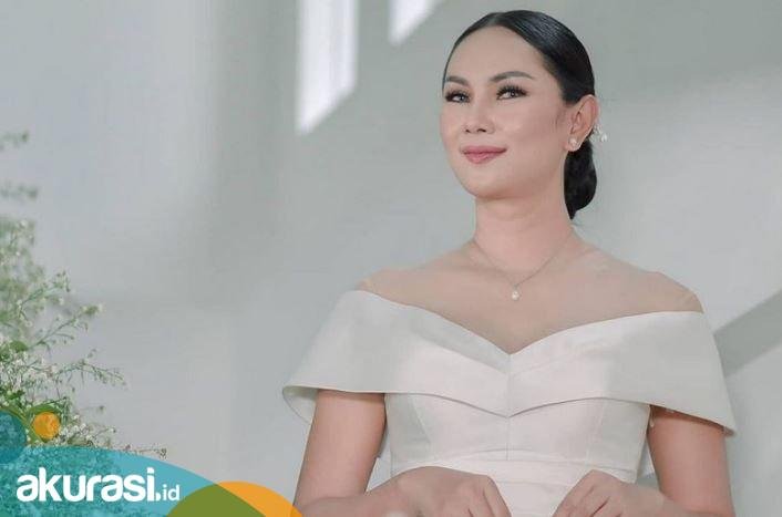 Menikah Lagi, Sosok Suami Kalina Ocktaranny Disebut Politikus Asal Kaltim