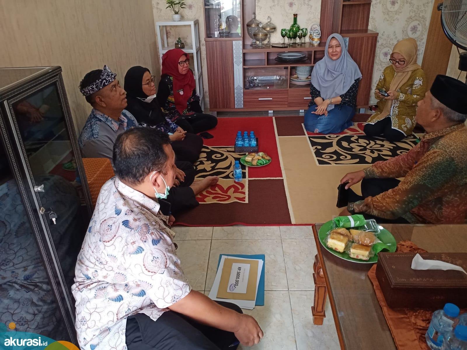 Wujud Kesetiawanan KORPRI, Berikan Santunan Duka kepada Keluarga dari ASN Kota Bontang yang Meninggal Dunia