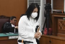 Respon Tuntutan Pidana Putri Lebih Ringan dari Bharada E, Keluarga Yosua: Hukum Tumpul ke Atas