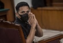 Lebih Ringan dari Tuntutan, Richard Eliezer Divonis 1,6 Tahun Penjara