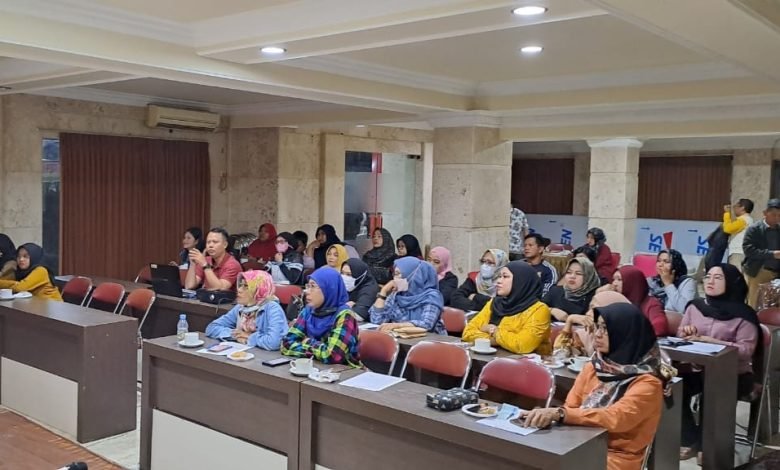 Relawan Organisasi BSS di Bontang