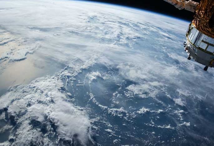 Misteri Sinyal Radio Luar Angkasa: Apakah Bumi Luar Mencoba Menghubungi Kita?