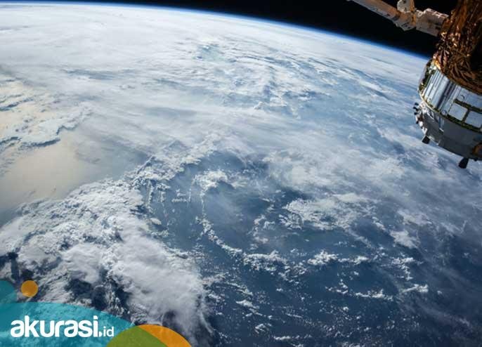 Misteri Sinyal Radio Luar Angkasa: Apakah Bumi Luar Mencoba Menghubungi Kita?