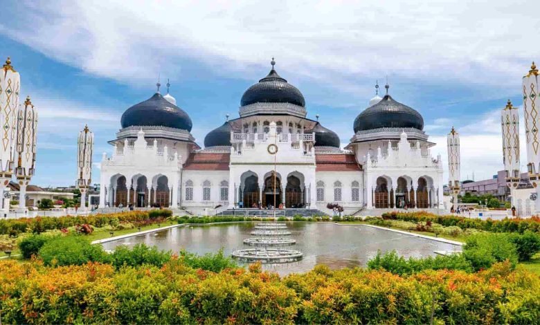 Berwisata ke Aceh: Yang Perlu Diketahui Setiap Wisatawan