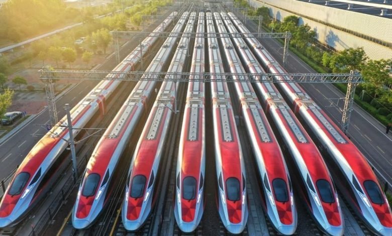 Kereta Cepat Jakarta-Bandung, Sebentar Lagi Dibuka untuk Umum: Era Baru Mobilitas di Indonesia