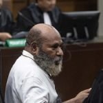 Putusan Sidang Lukas Enembe Ditunda