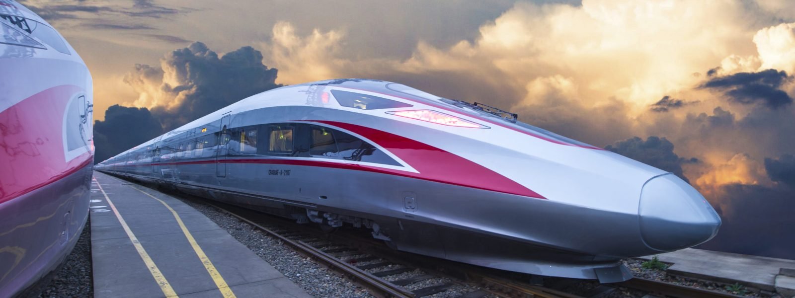 Kereta Cepat Indonesia China (KCIC) Menghadapi Tantangan Berkelanjutan: Apa yang Terjadi?