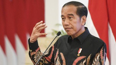 Jokowi buka suara terkait transaksi janggal kampanye