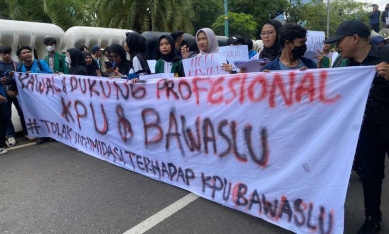 DKPP Rekomendasikan Pemecatan Seluruh Komisioner KPU atas Pelanggaran Etik