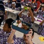 Kritik Program Uji Coba Makan Siang Gratis: Langkah Terburu-buru Pemerintah?