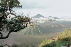 Menyambut Petualangan di Gunung Bromo dengan Pesona Alam yang Mengagumkan