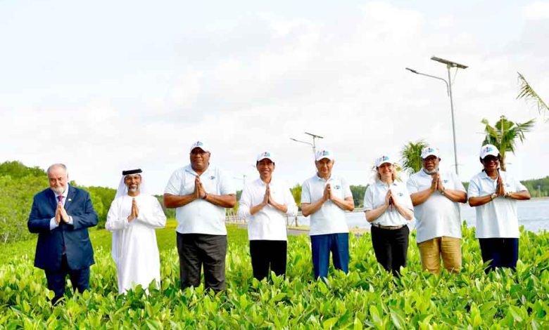 Presiden Jokowi Gandeng Pemimpin Dunia Dalam Konservasi Mangrove di Tahura Ngurah Rai