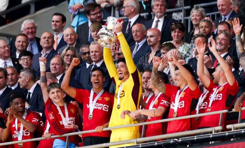 Duo Muda Manchester United Raih Pujian Wayne Rooney Usai Menangkan FA Cup
