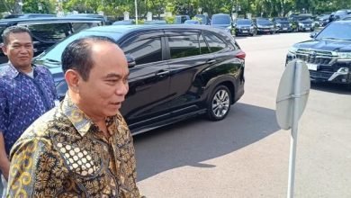 Presiden Jokowi Panggil Menkominfo dan Kepala BSSN untuk Rapat Tertutup Terkait Peretasan PDN