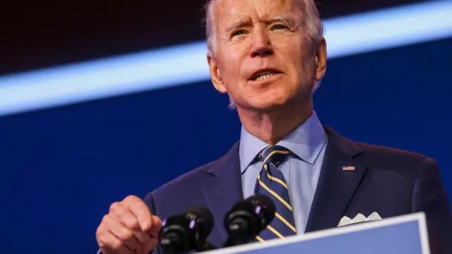 Joe Biden Mundur Kamala Harris di Ujung Tanduk Sebagai Pengganti