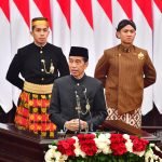Presiden Jokowi Tampil dengan Busana Demang Khas Betawi di Gedung Nusantara