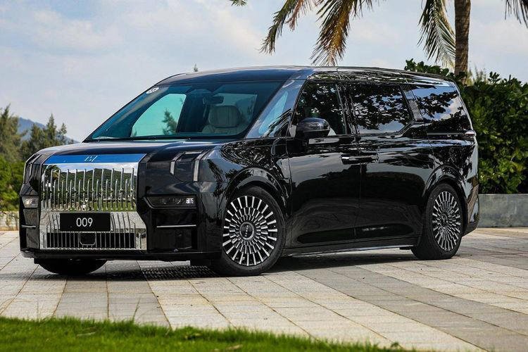 Zeekr Siap Luncurkan Dua Model Mobil Listrik di Indonesia: Zeekr X dan Zeekr 009