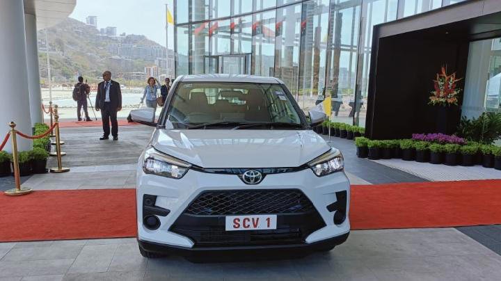Toyota Raize Viral Usai Ditumpangi Paus Fransiskus, Berikut Harga dan Spesifikasinya