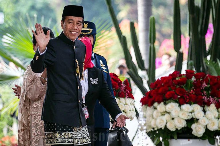 Jelang Purna Tugas, Presiden Jokowi Minta Maaf ke TNI-Polri atas Kekurangan Kebijakan