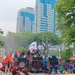 Ribuan Buruh Gelar Aksi di Jakarta Tuntut Pencabutan Pasal Merugikan dalam Omnibus Law