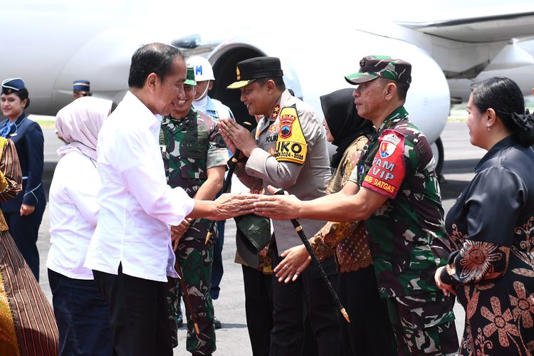 Jokowi Akan Resmi Membuka Peparnas XVII 2024 di Stadion Manahan Solo Malam Ini