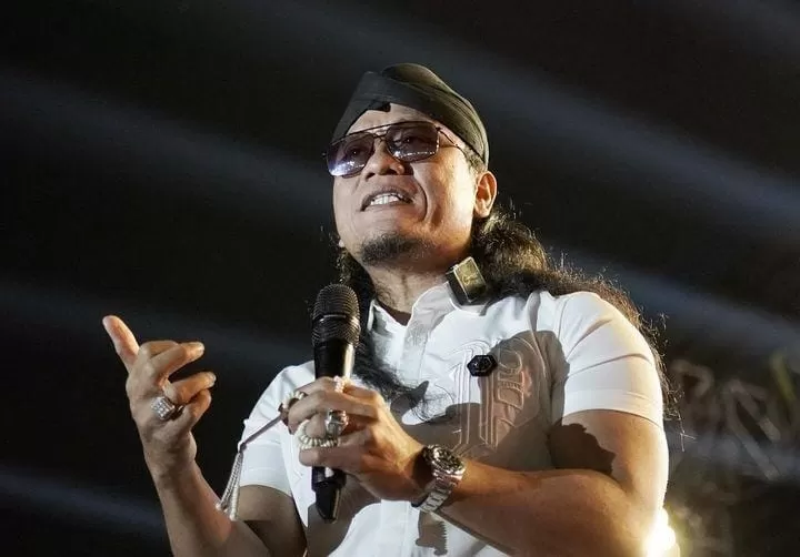 Viral Video Gus Miftah Noyor Kepala Istri di Konser, Ini Klarifikasi Lengkap dari Kiai Kondang