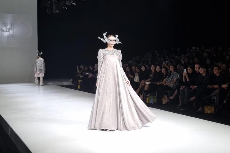 Ivan Gunawan Tampilkan 40 Koleksi Modest Fashion di The Langham Fashion Soirée 2024/2025