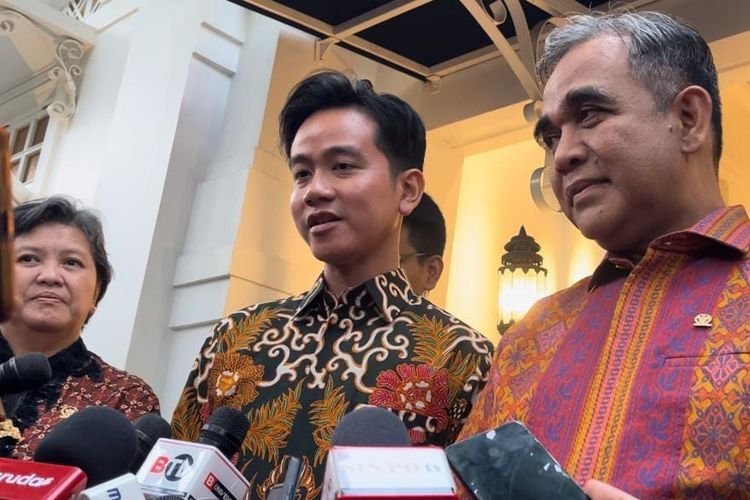 Gibran Rakabuming Raka Terima Undangan Pelantikan dari MPR, Mohon Doanya agar Acara Lancar