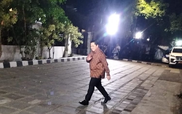 Pertemuan Strategis di Rumah Prabowo: Dito Ariotedjo, Erick Thohir, dan Budi Gunadi Sadikin Hadiri Diskusi Calon Menteri