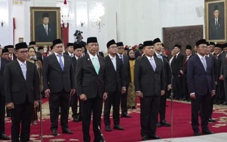 Prabowo Resmi Lantik 135 Pejabat Dalam Kabinet Merah Putih
