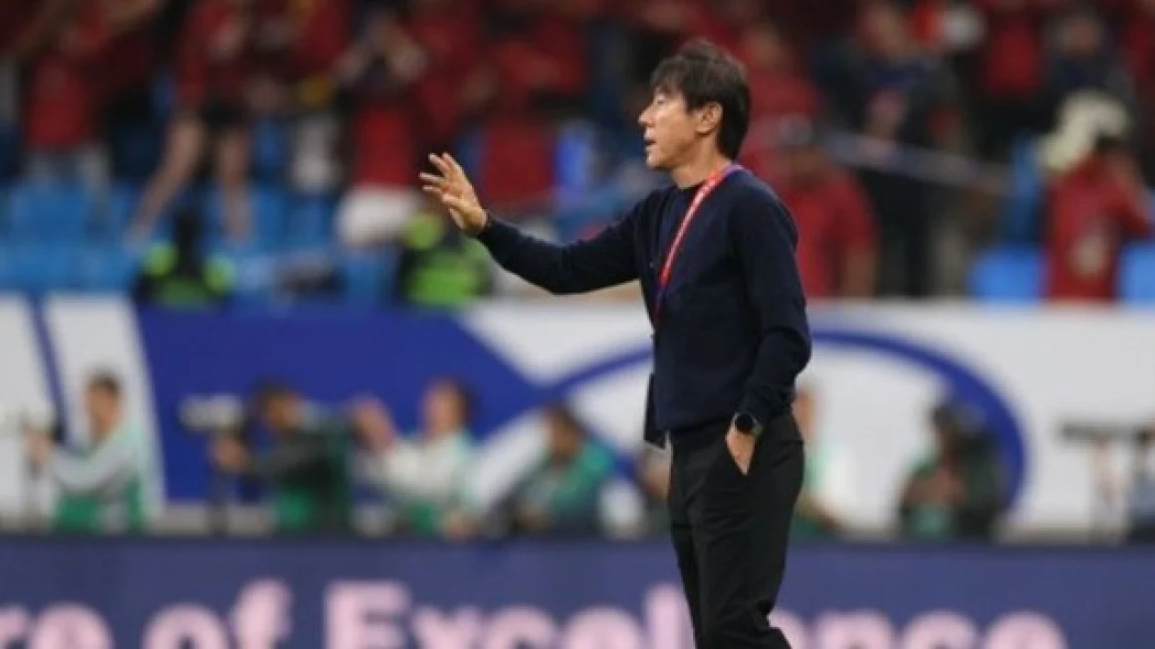 Coach Justin Inspeksi Stadion Utama Gelora Bung Karno Jelang Pertandingan Indonesia vs Jepang