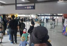 Tarif Rp 1 di HUT ke-79 TNI, Antrean Penumpang Mengular di Stasiun MRT CSW