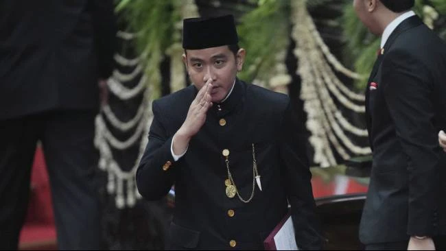 Layanan Pengaduan 'Lapor Mas Wapres' Diharapkan Meningkatkan Akses Masyarakat, Namun Terkendala Kritik dan Potensi Masalah Birokrasi