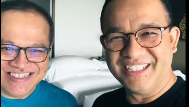 Momen Kebersamaan Anies Baswedan dan Prabowo Subianto dalam Reuni Fakultas Ekonomi UGM