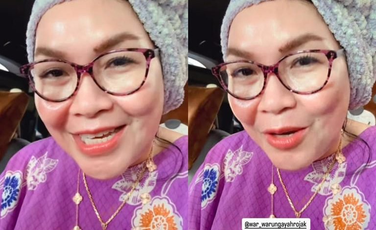 Tumpukan Kalung Emas Umi Kalsum Soroti Bisnis Baru Ayu Ting Ting: Investasi, Gaya Hidup Hemat, dan Sukses