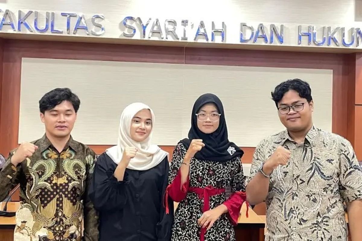 "Generasi Z Gugat Presidential Threshold, MK Cabut Batasan Pencalonan Presiden: Sejarah Baru Demokrasi Indonesia"