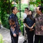 Makna Batik Jokowi dan Sultan HB X dalam Pertemuan di Keraton Kilen